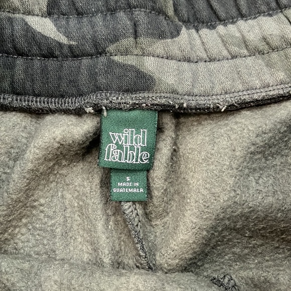 Wild Fable Camo Joggers - Picture 3 of 5